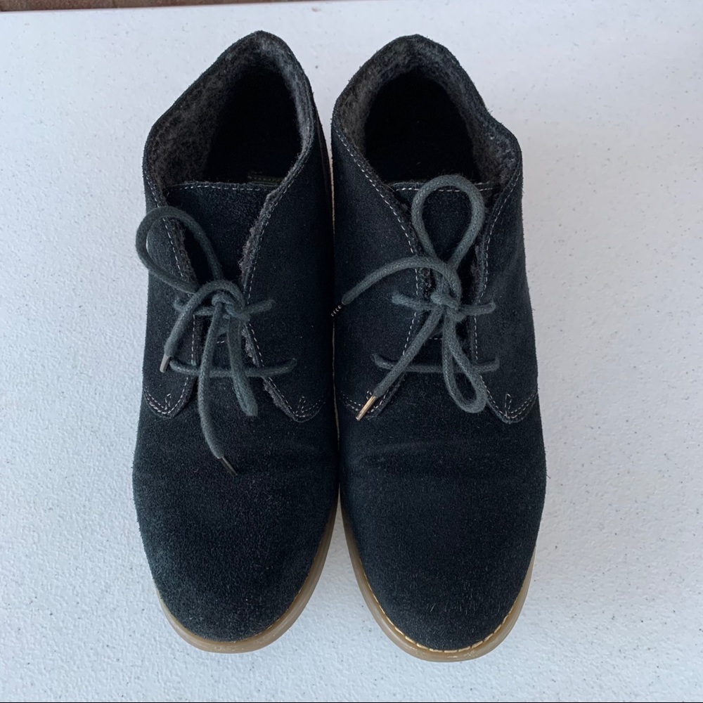 Eddie Bauer Valerie black suede lace up ankle boot - Picture 3 of 9
